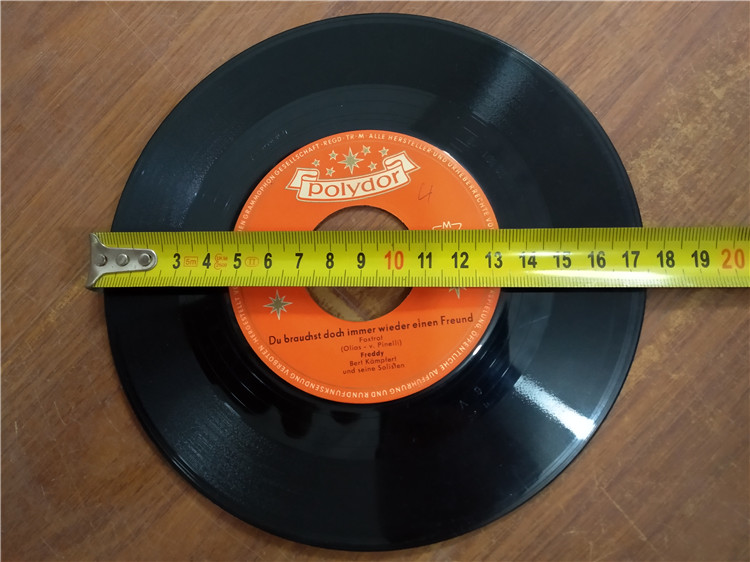 Old Used 7 inch 17.8cm Old Vin - Audio Music Lollipop review and price